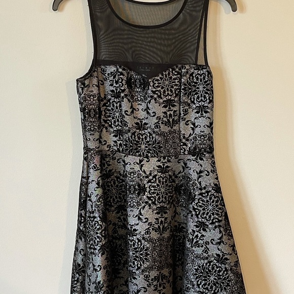 Trixxi Dress size Small - Picture 6 of 10